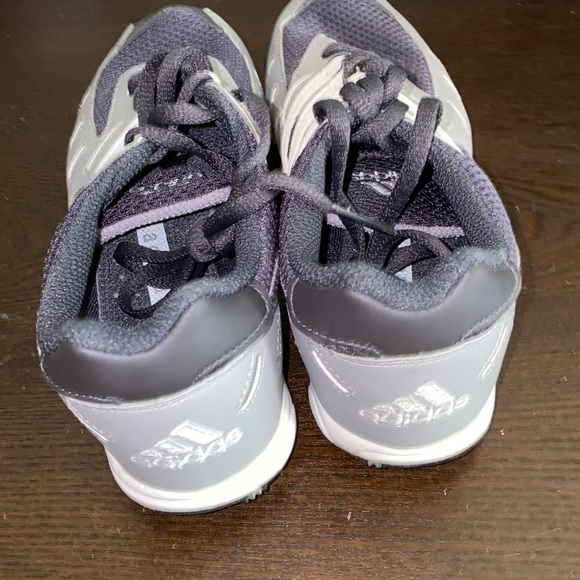 NEW!! Adidas Women’s Track & Field Spike Shoes size 6 - Picture 4 of 6